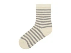 Råhvid og blågrå stribet strømpe fra Lil Atelier turtledove mourning dove 13241168 